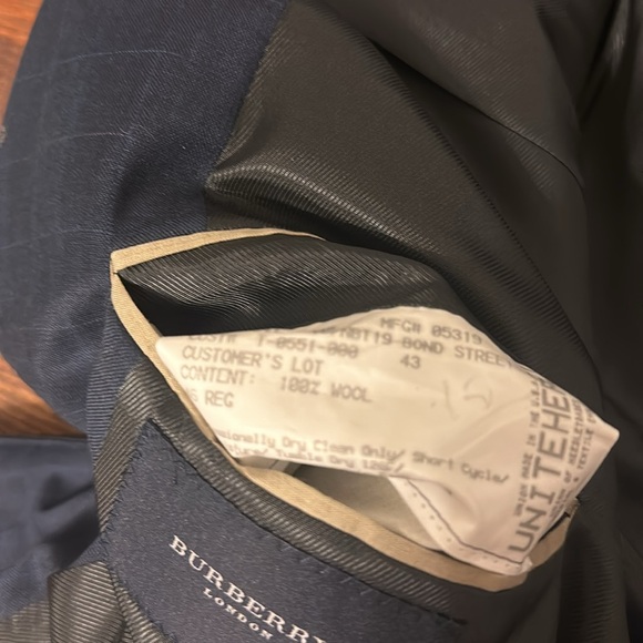 Burberry wool suit jacket and pant set - Picture 6 of 16